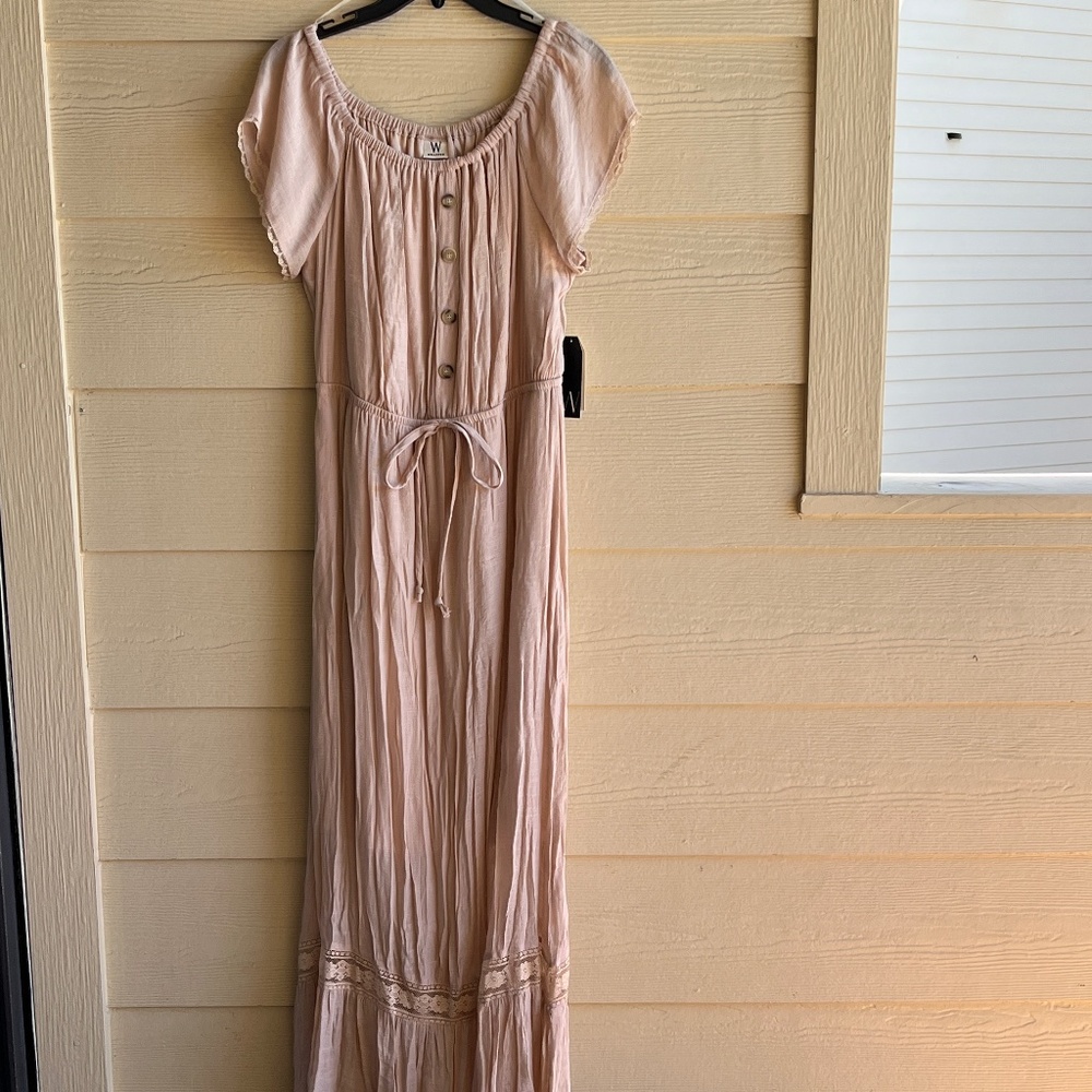 Light & Airy Spring Dress  in time for Easter generous Size M